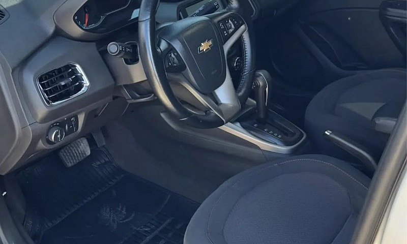 Chevrolet Onix Hatch...