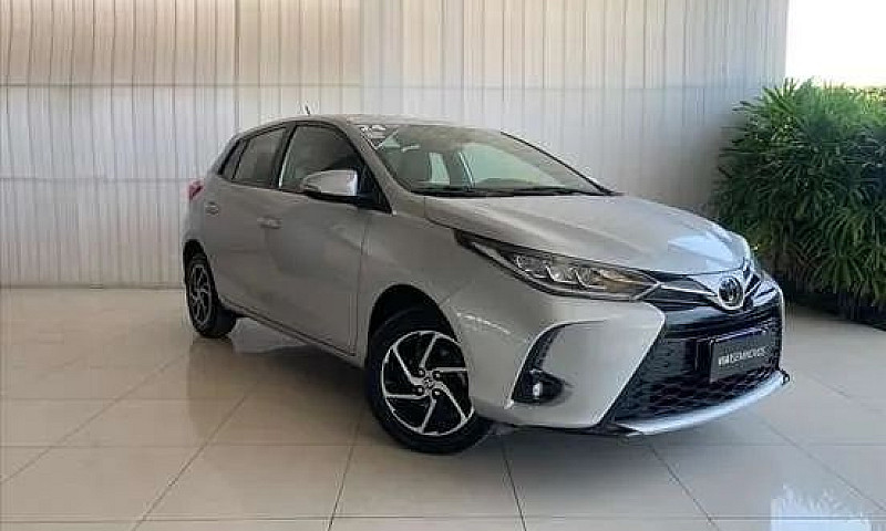 Toyota Yaris Xls 1.5...