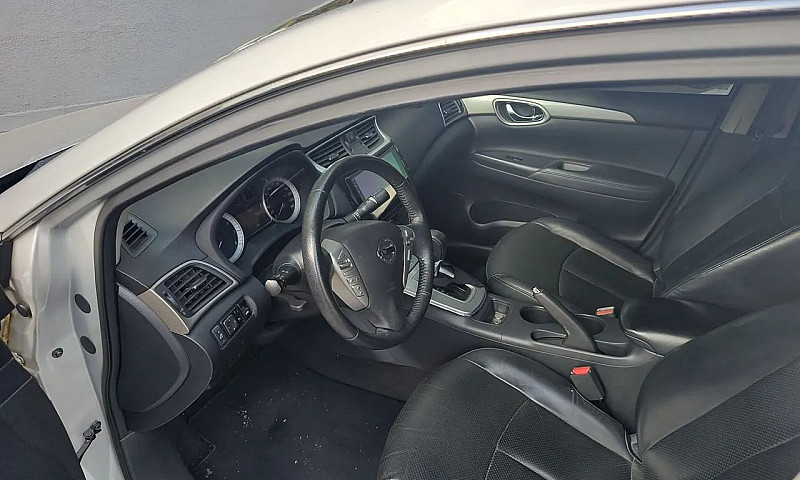 Nissan Sentra Sv 2.0...