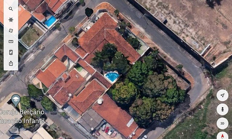 Casa À Venda No Bair...