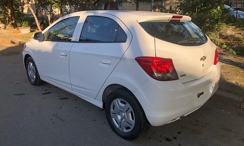 Chevrolet Onix 2018 ...