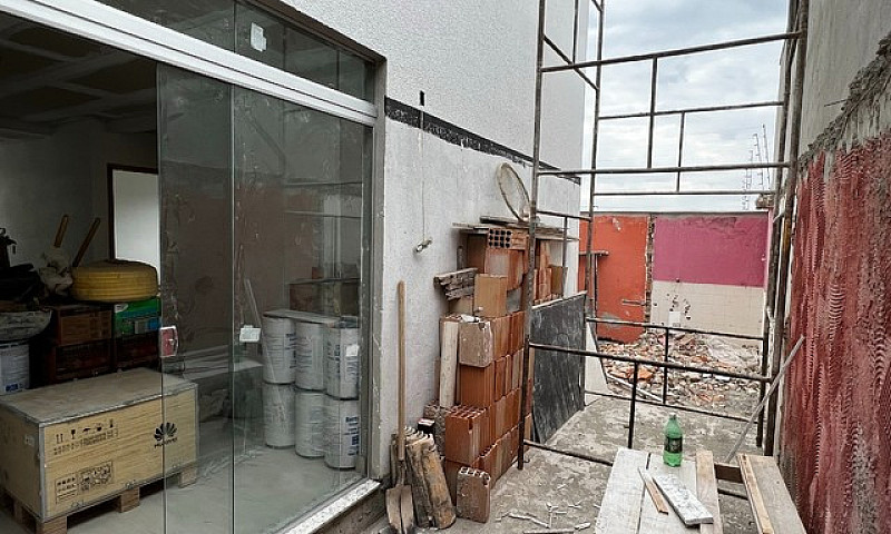 Apartamento Com Área...