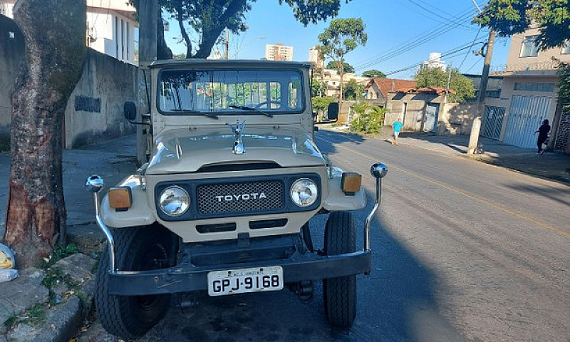 Toyota Bandeirantes...