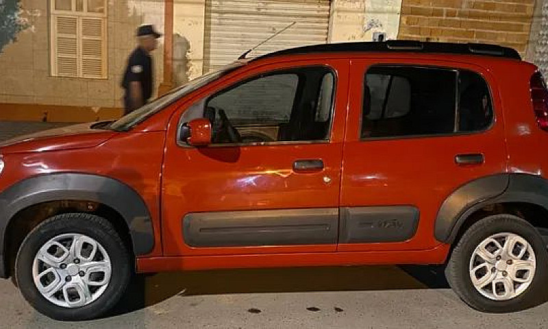 Carro Uno Wey 2013 1...