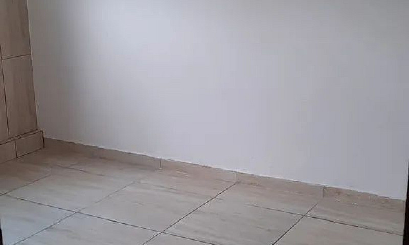 Aluga-Se Apartamento...