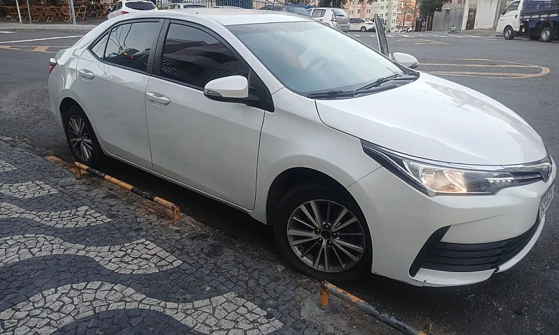 Toyota Corolla Gli 1...