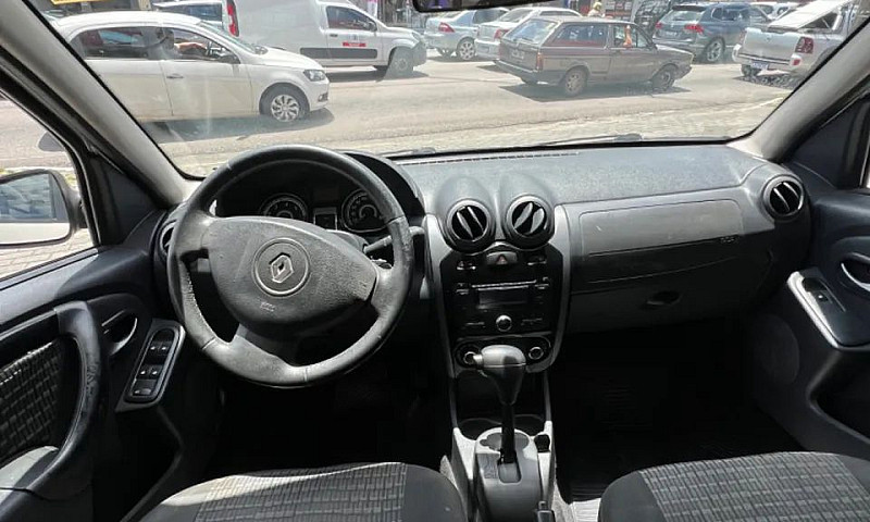Renault Sandero Priv...