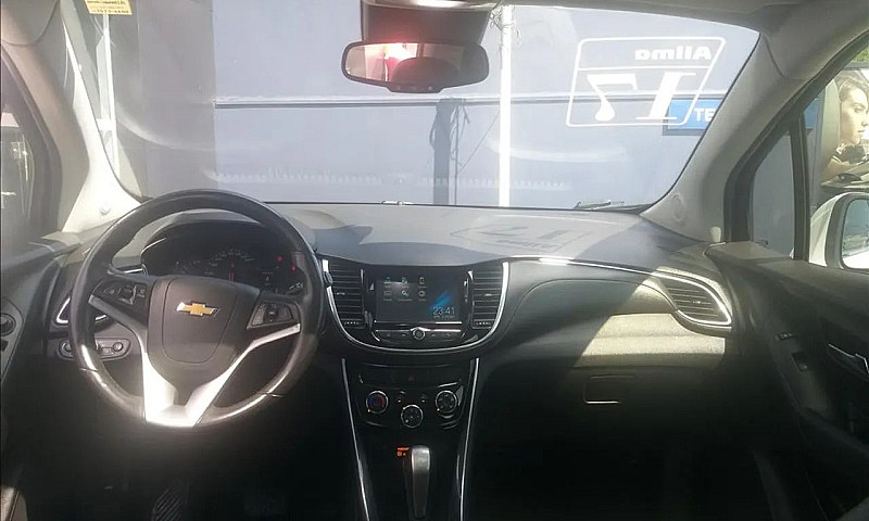Chevrolet Tracker 1....