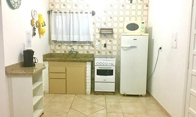 Aluga-Se Casa Na Pra...