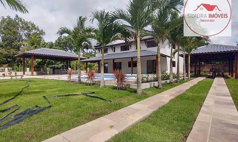 Casa Com 5 Dormitóri...