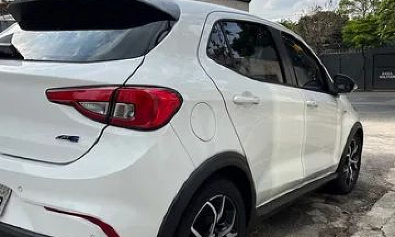 Fiat Argo Hgt 1.8 Au...