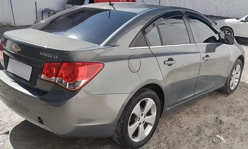 Chevrolet Cruze Lt 1...
