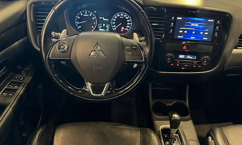 Mitsubishi Outlander...