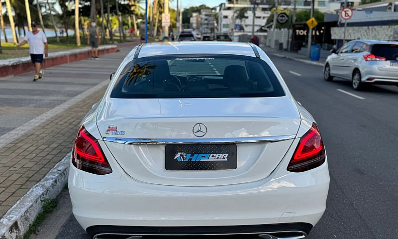 Mercedes-Benz C-180 ...