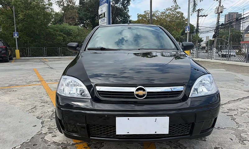 Chevrolet Corsa Hat....