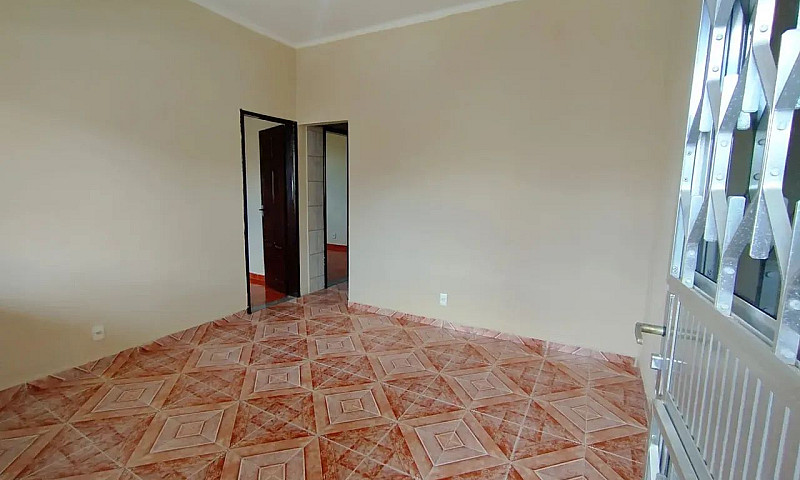 Casa Com 2 Quartos N...