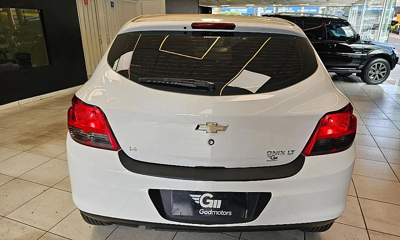 Chevrolet Onix Hatch...