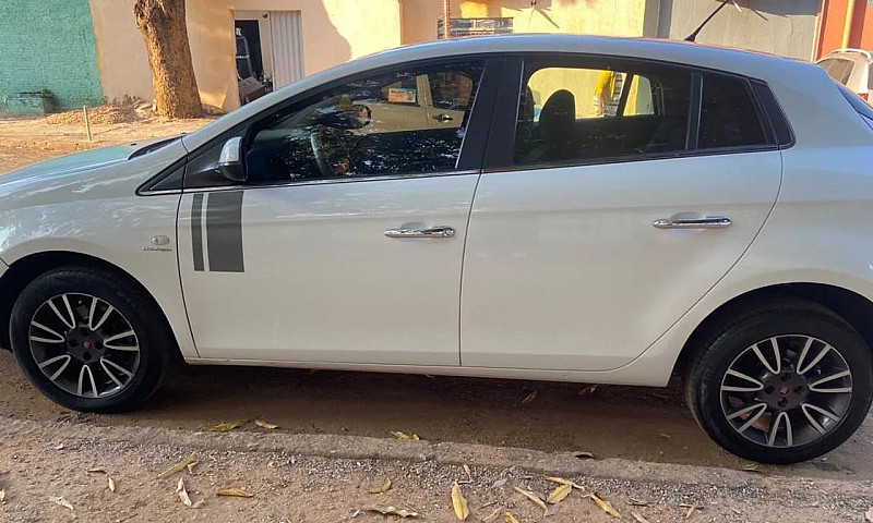 Fiat Bravo Essence 1...