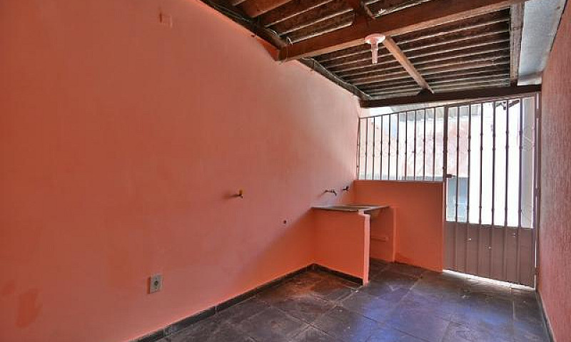 Casa De 2 Qts Na Tag...