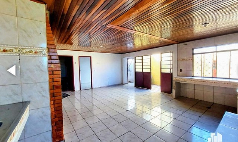 Casa  Fundos - Bairr...