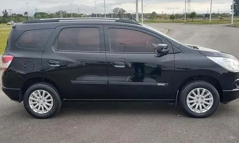 Chevrolet Spin Lt 1....