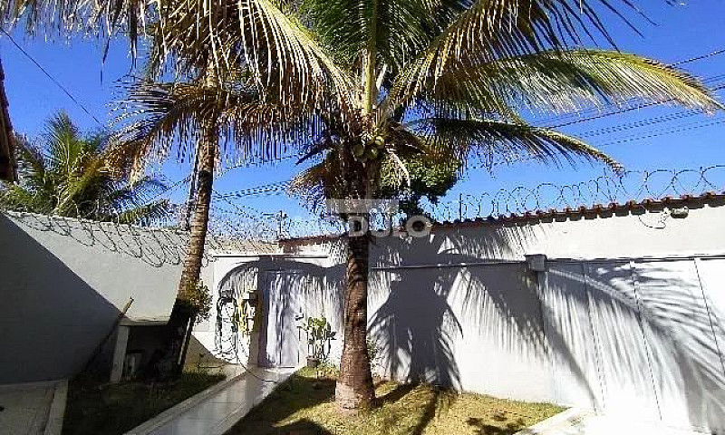 Casa De Esquina No S...