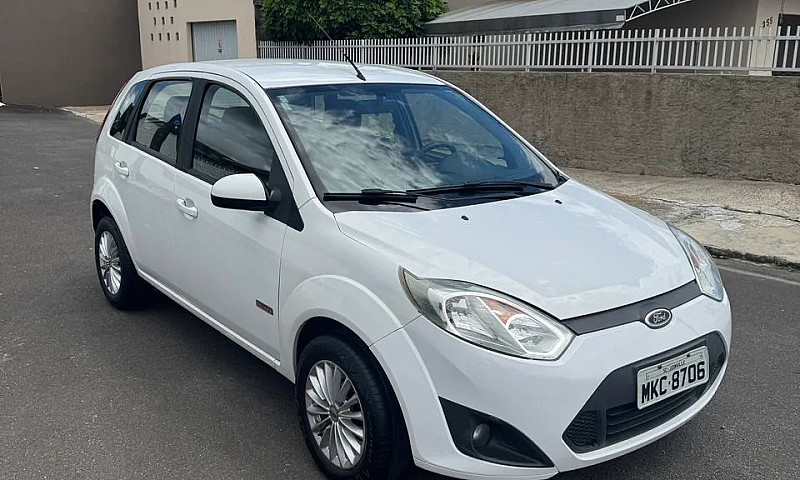 Ford Fiesta 1.6 8V F...