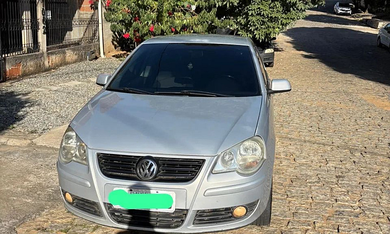 Volkswagen Polo Sed....