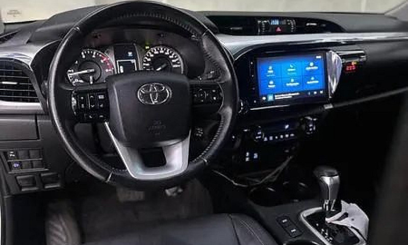 Toyota Hilux Cd 4X4 ...