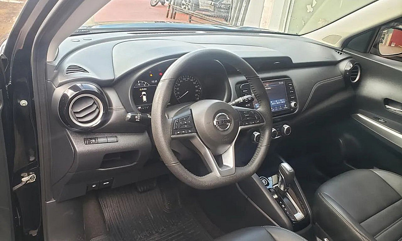 Nissan Kicks Advance...