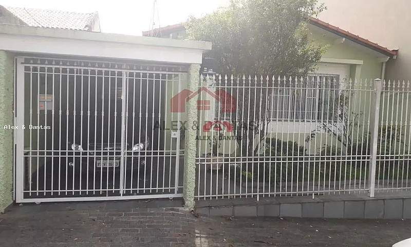 Casa Com 3 Dormitóri...
