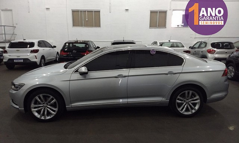 Volkswagen Passat Hi...