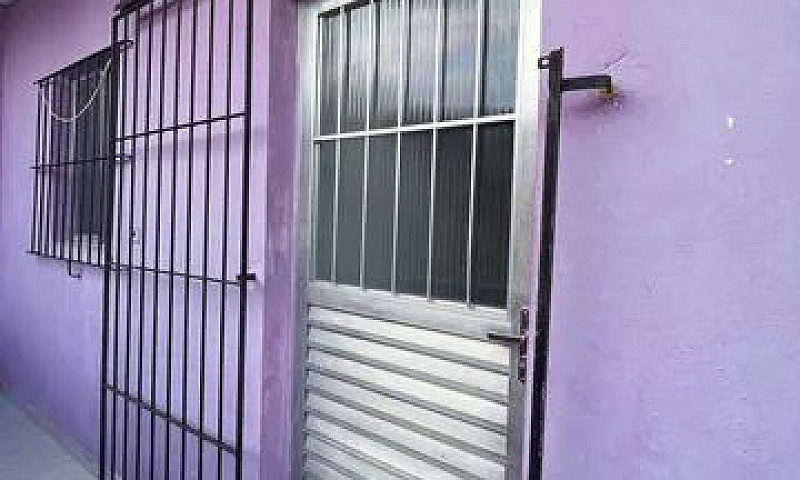 Aluga-Se Casa Na Pra...