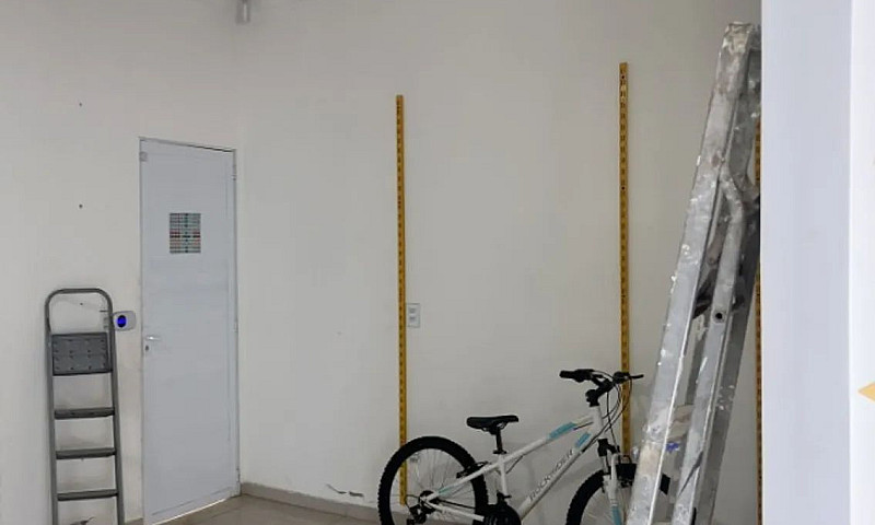 Casa Com Comércio...