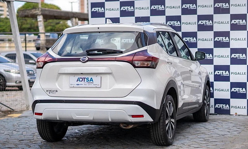 Kicks Advance 1.6 20...