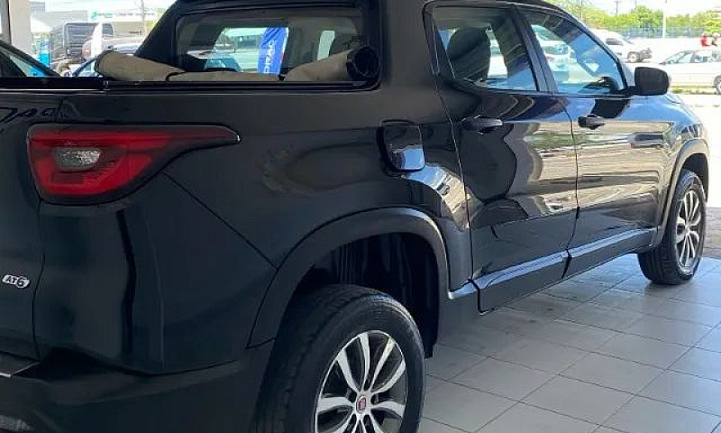 Fiat Toro Freedom 1....