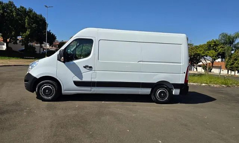 2020 Renault Master ...