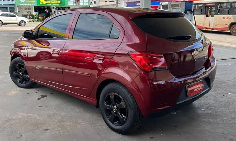 Chevrolet Onix Hatch...