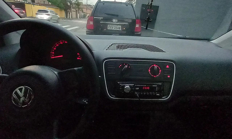 Volkswagen Up! Take ...