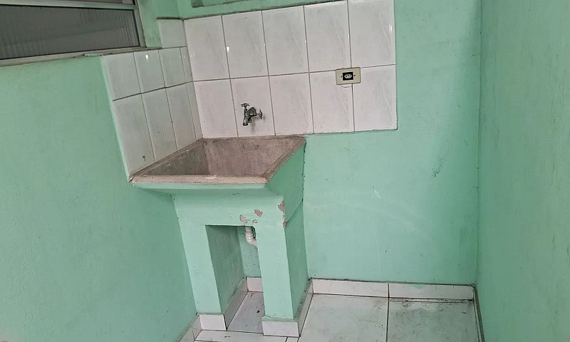 Quarto E Cozinha E B...