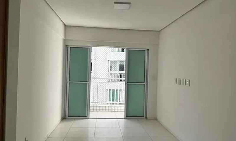 Apartamento Condomín...