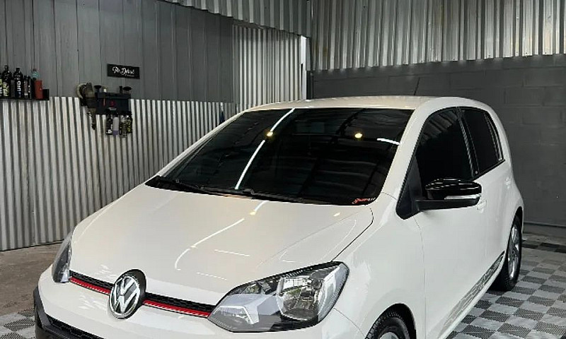 Volkswagen Up! Conne...