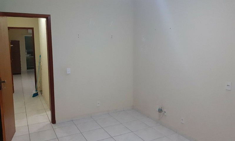 Alugo Casa Duplex...