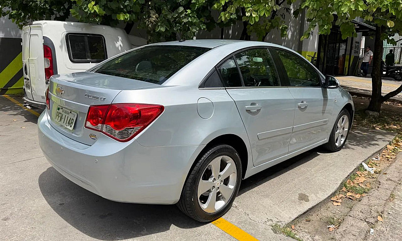 Chevrolet Cruze Lt 1...