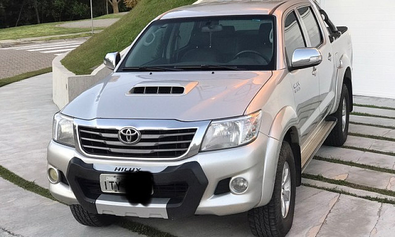 Hilux Cd Srv D-4 D 4...