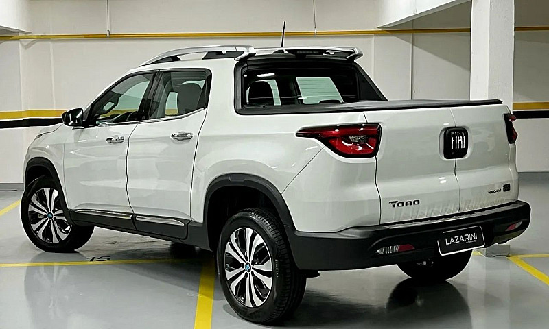Fiat Toro Volcano 1....