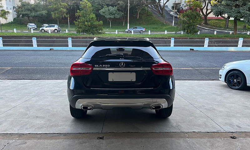 Mercedes Benz Gla 20...