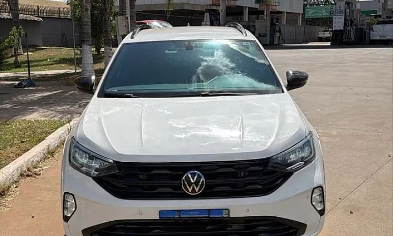 Volkswagen Nivus Hig...