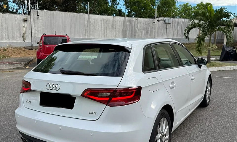 Audi A3 Sportback 1....