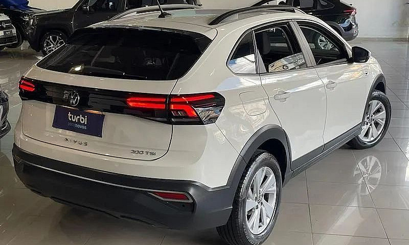 Volkswagen Nivus Com...